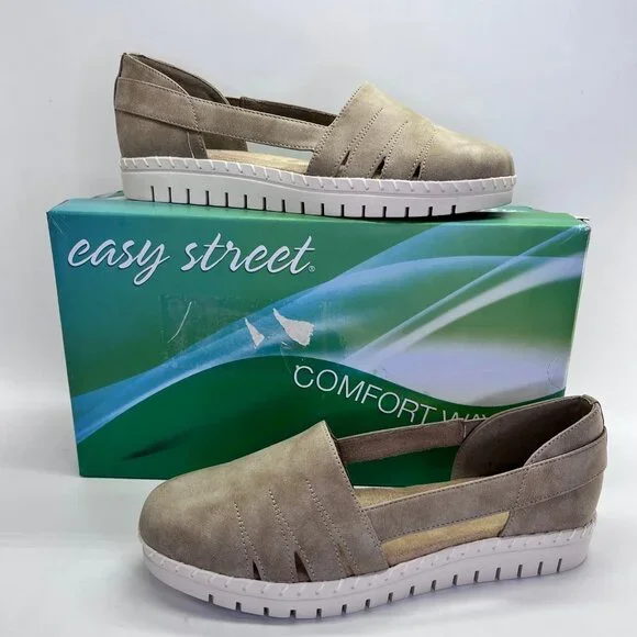 Easy Street Bugsy Slip-On Sneakers Size 7M Lightweight Stretch Rubber Sole - Picture 1 of 13